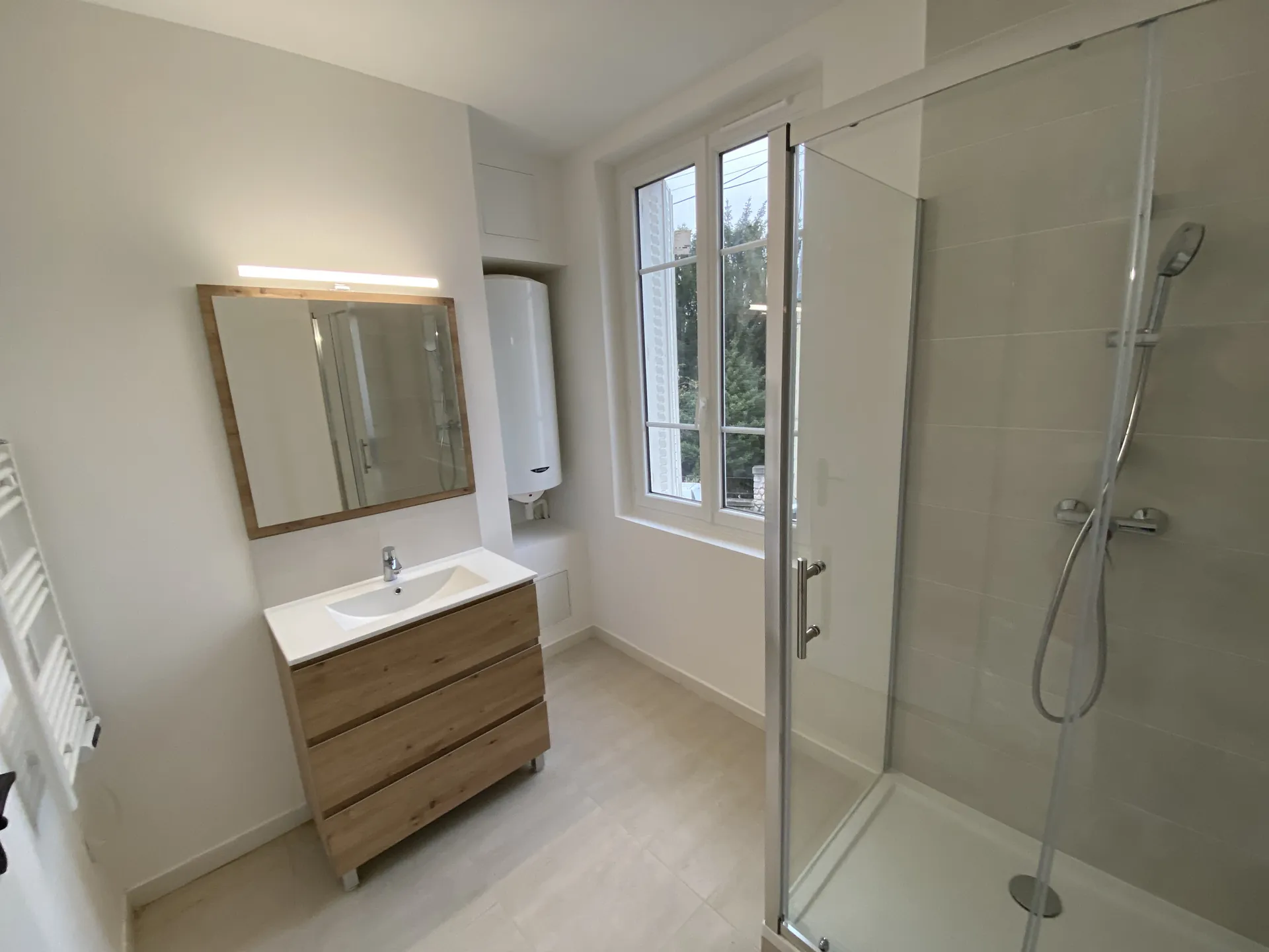 Salle de bains de la Maison Pauquet à Creil